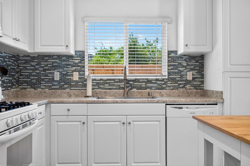 259 Dun Blazer Way