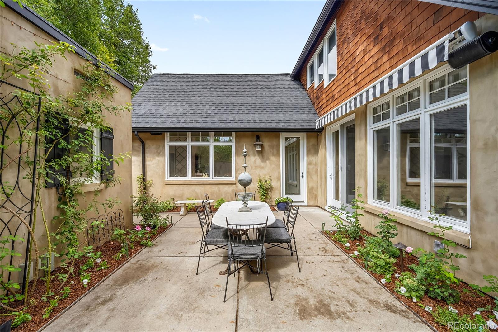 727 Niagara Street