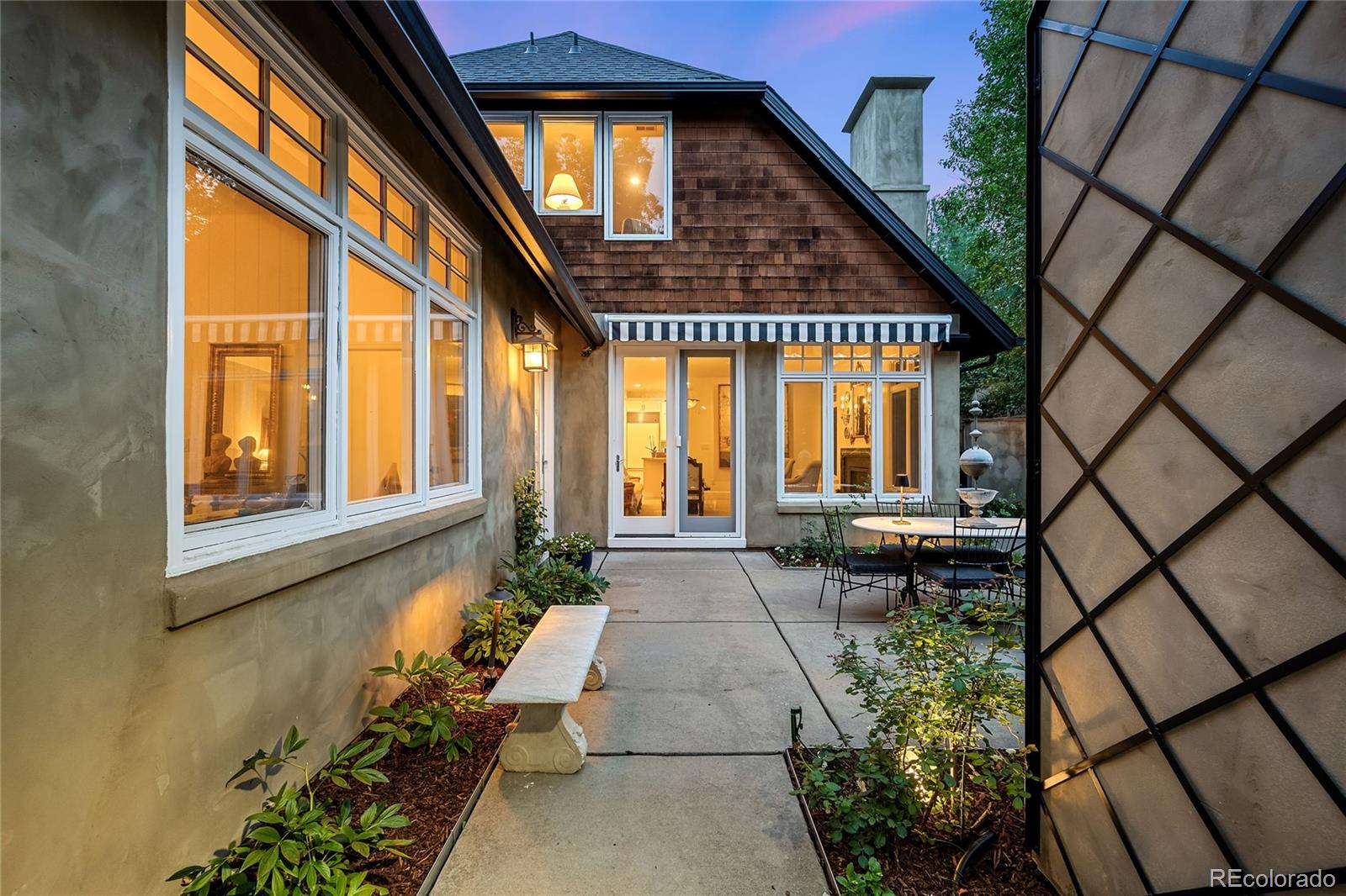 727 Niagara Street