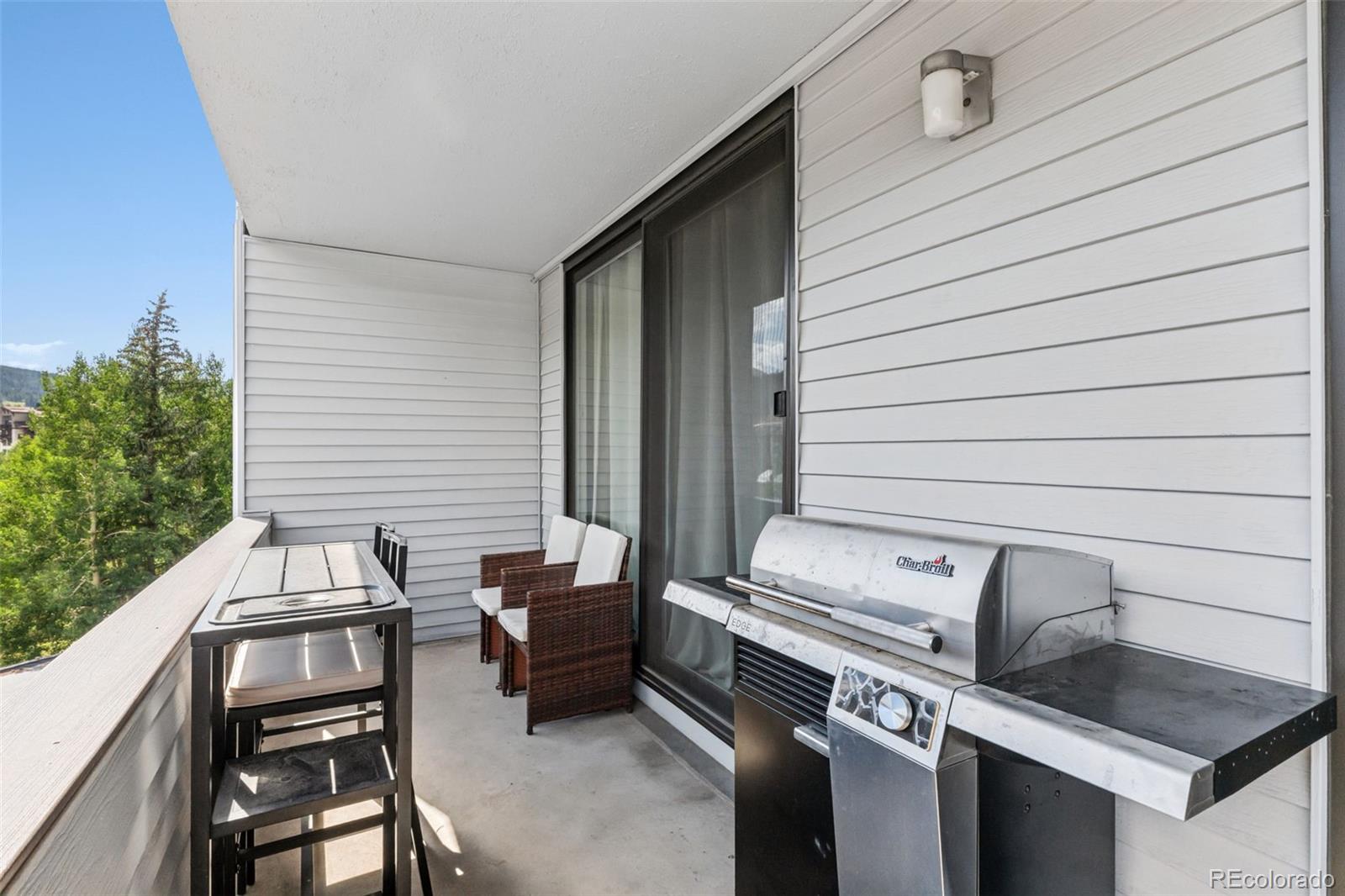 760 Copper Road Unit: F204