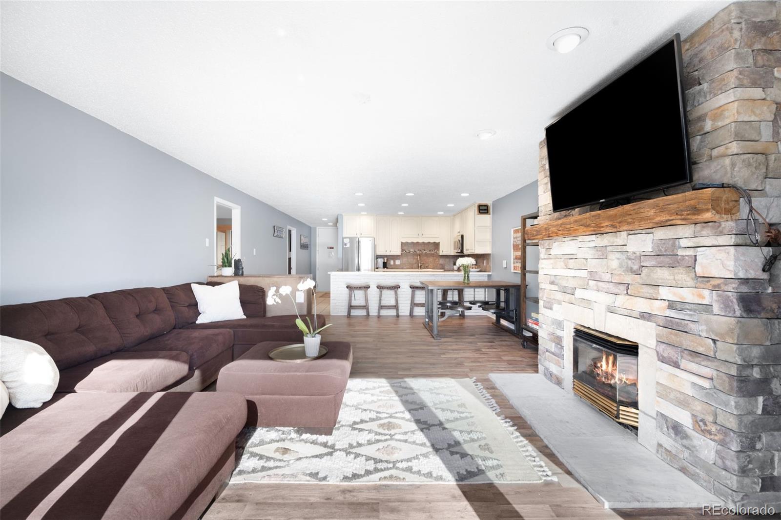 760 Copper Road Unit: F204