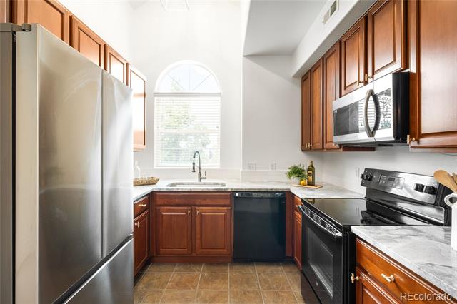 16386 E Fremont Avenue Unit: 7