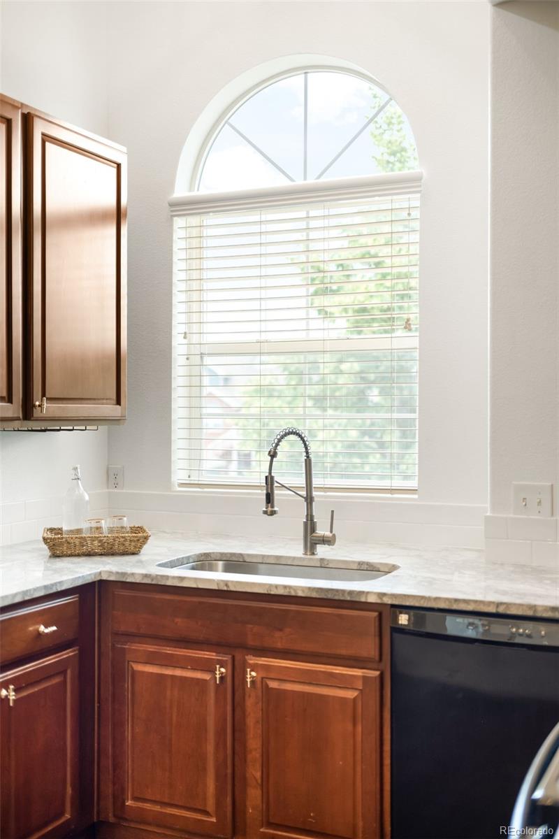 16386 E Fremont Avenue Unit: 7