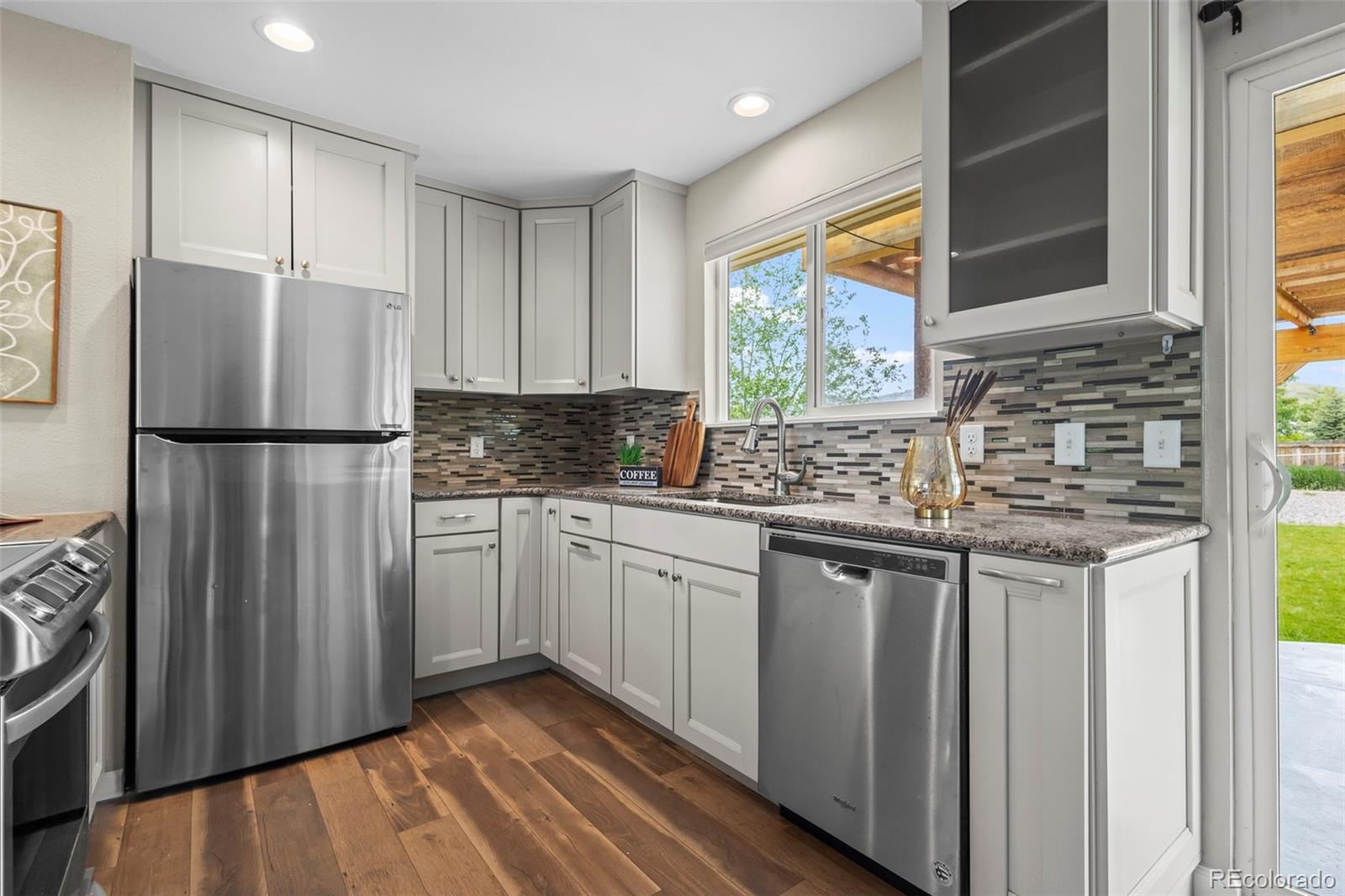 6147 Dunraven Street