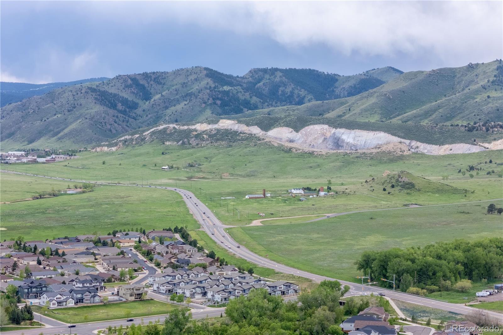 6147 Dunraven Street