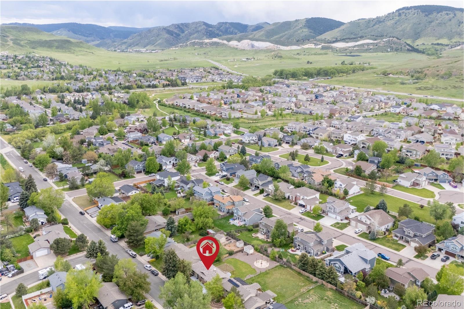 6147 Dunraven Street