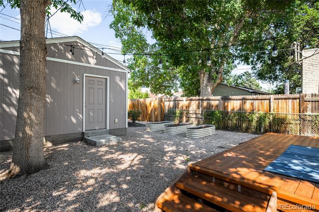3437 W 23rd Avenue