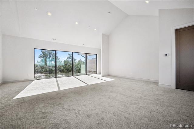 7916 Forest Keep Circle