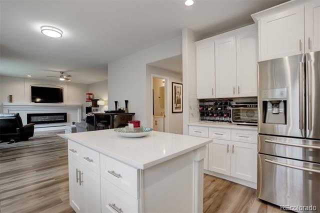 7708 W 62nd Place