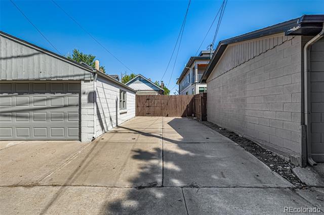 4211 Quivas Street