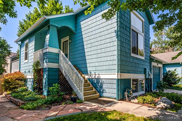 3851 Oakwood Drive