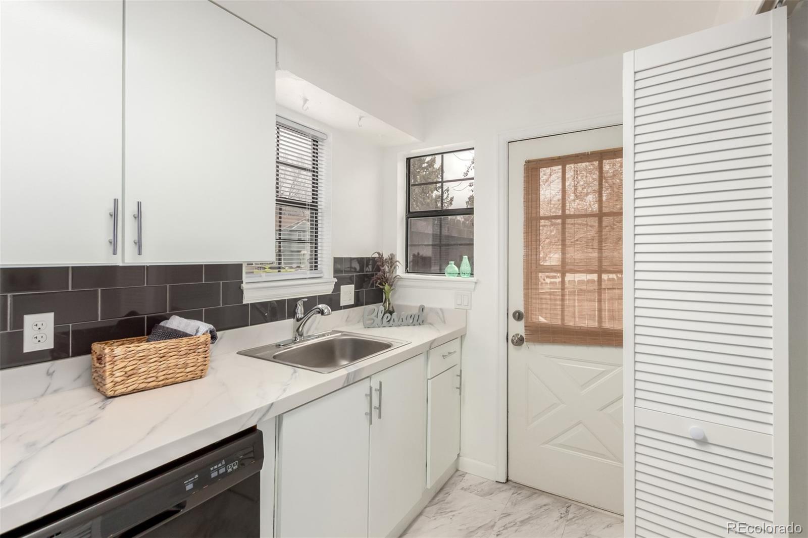 8176 Washington Street Unit: 113