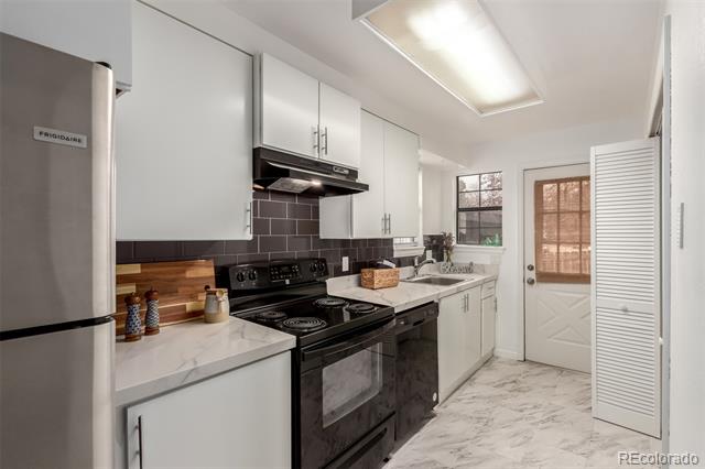 8176 Washington Street Unit: 113