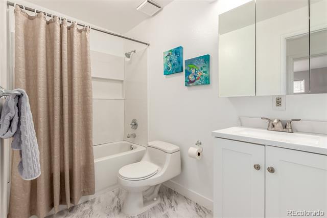 8176 Washington Street Unit: 113