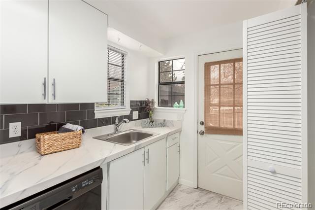 8176 Washington Street Unit: 113