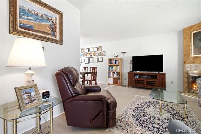 7017 S Quince Circle