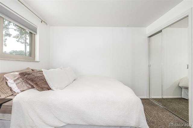 10585 W 9th Place