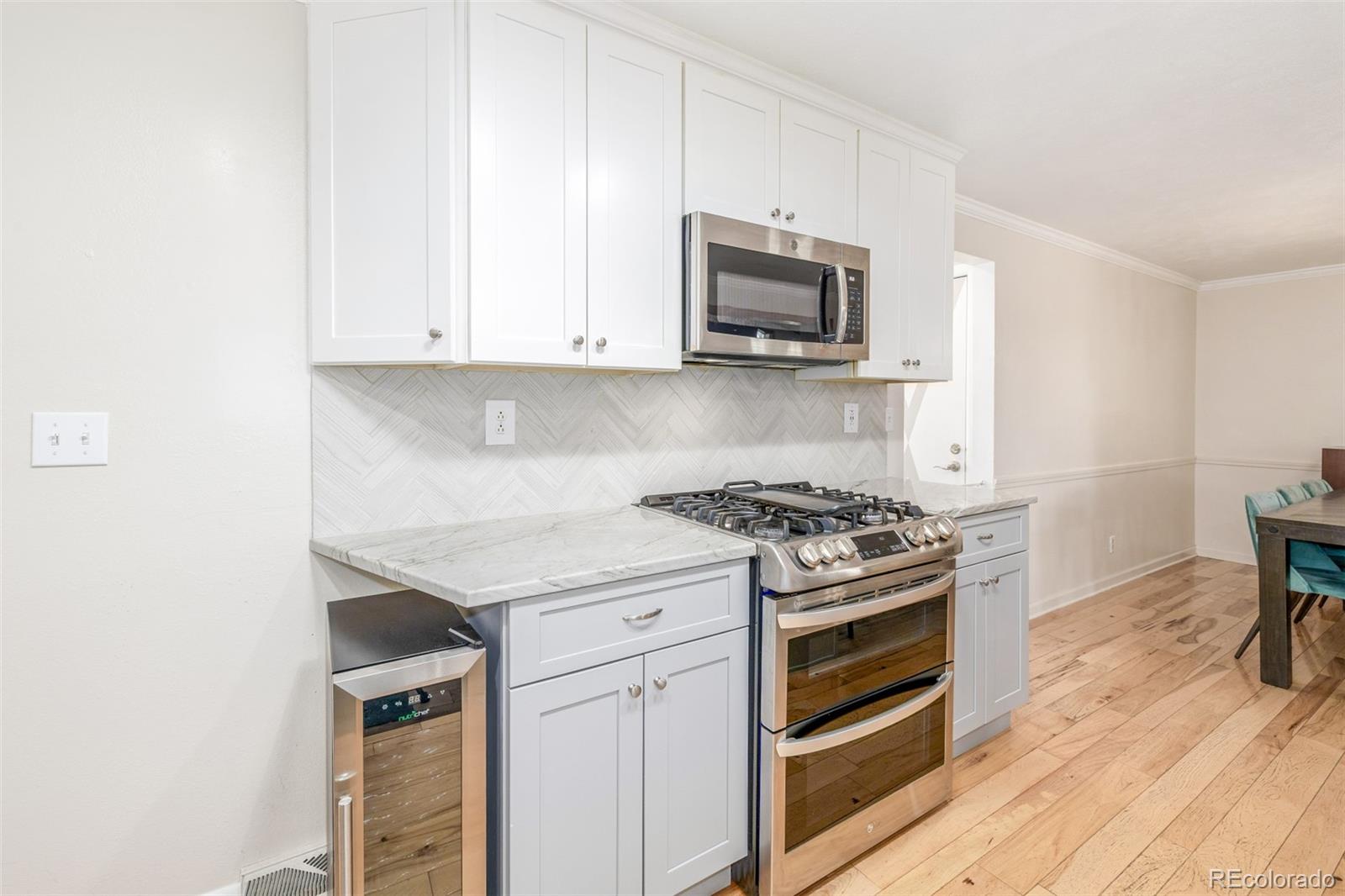 10585 W 9th Place