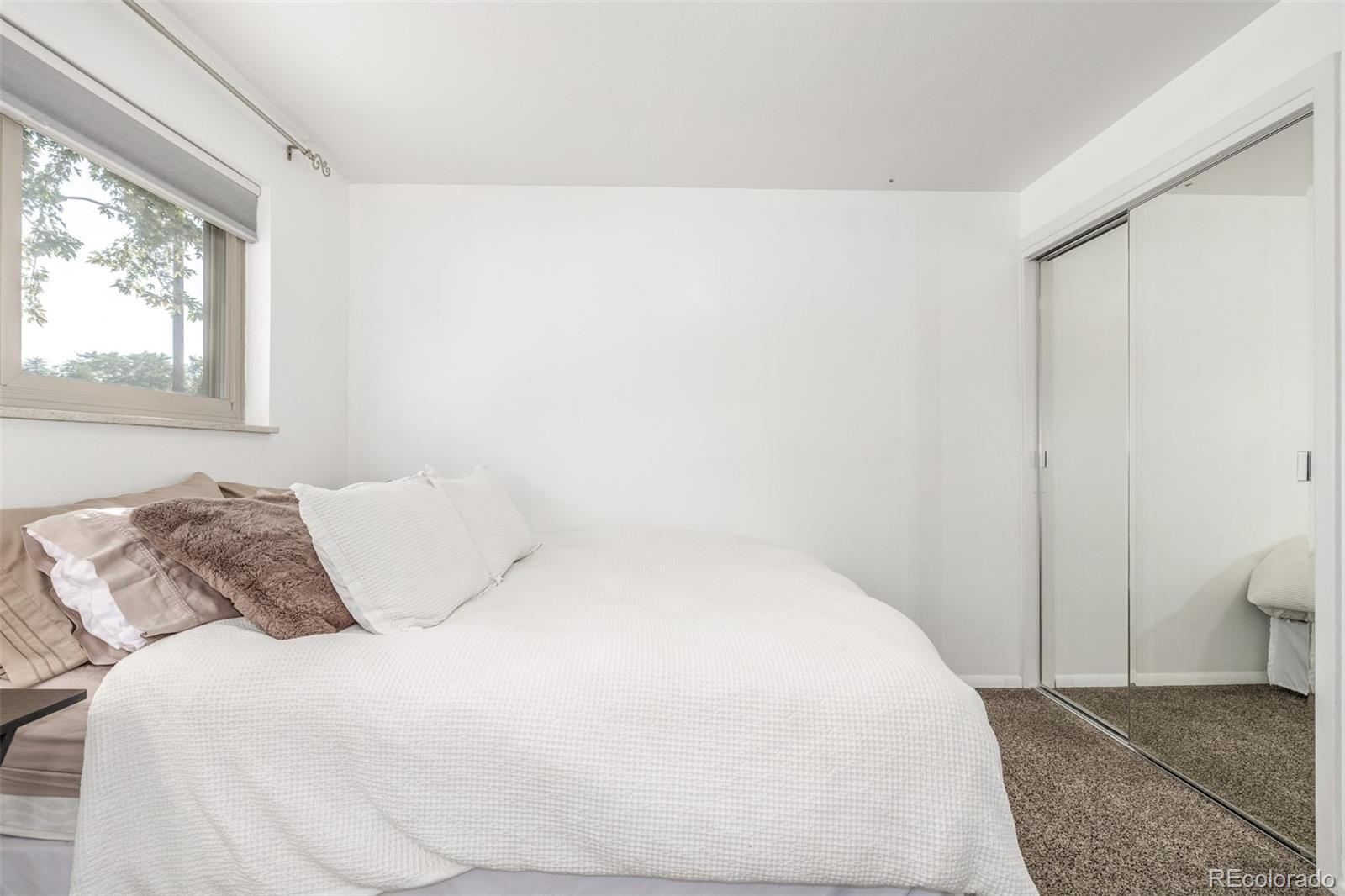 10585 W 9th Place