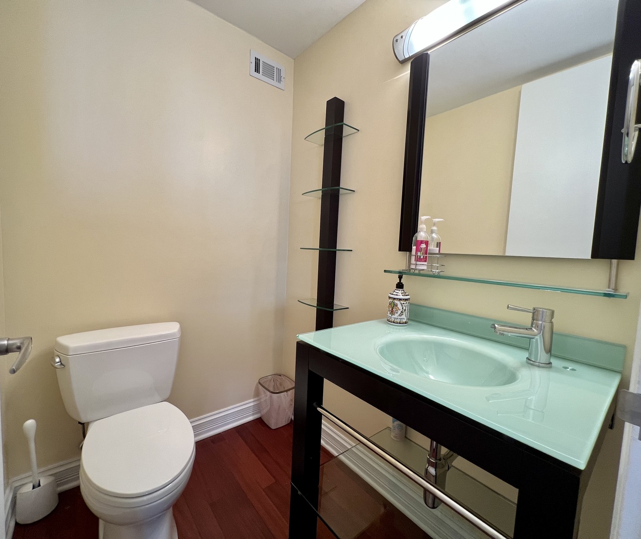 360 E Randolph Street Unit: 2303