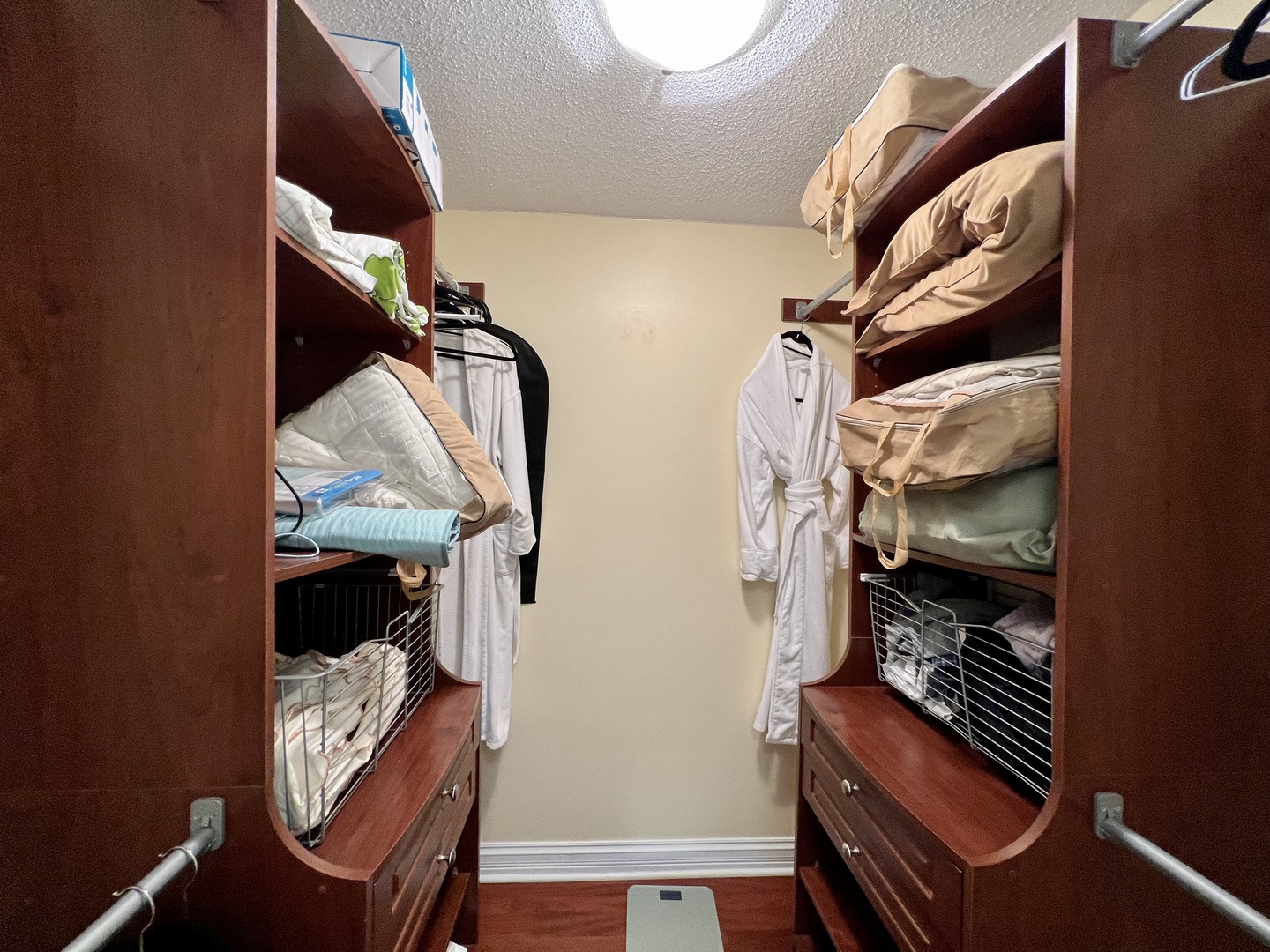 360 E Randolph Street Unit: 2303