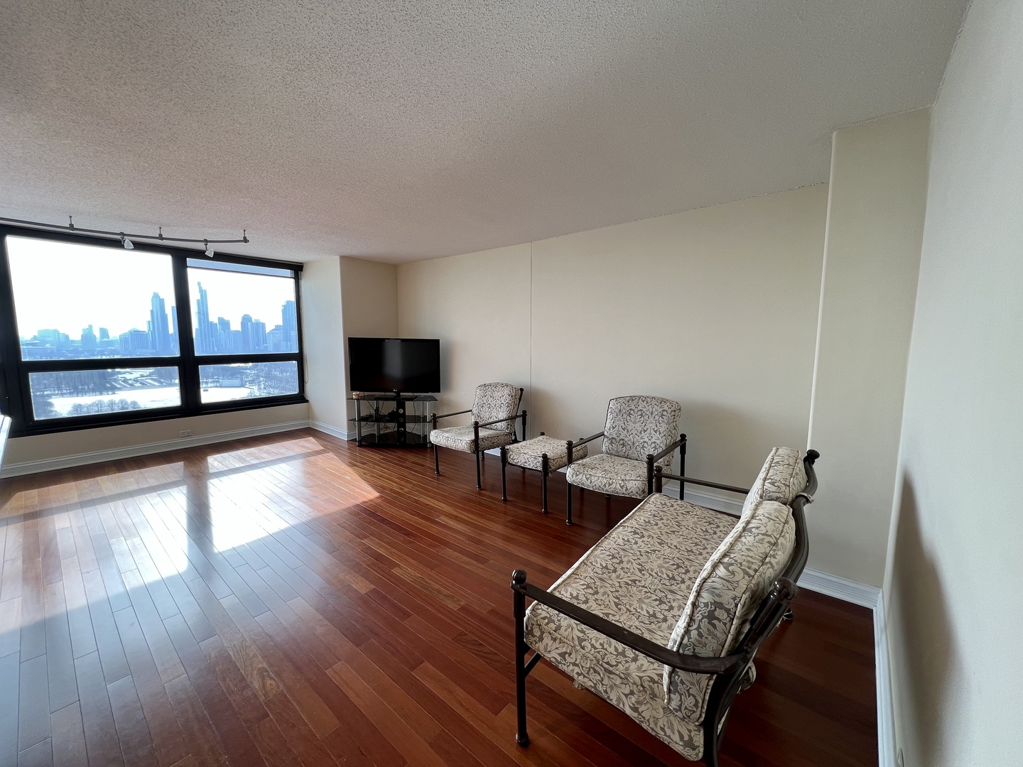 360 E Randolph Street Unit: 2303