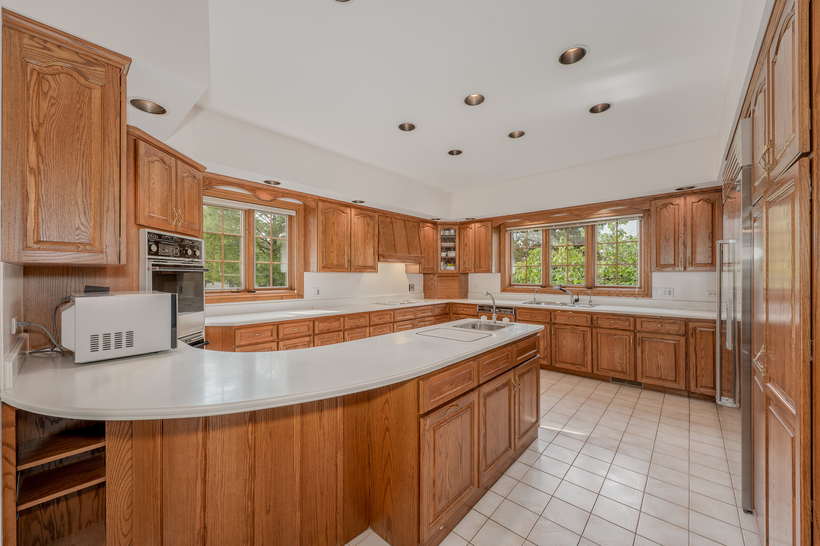 1612 Midwest Club Parkway