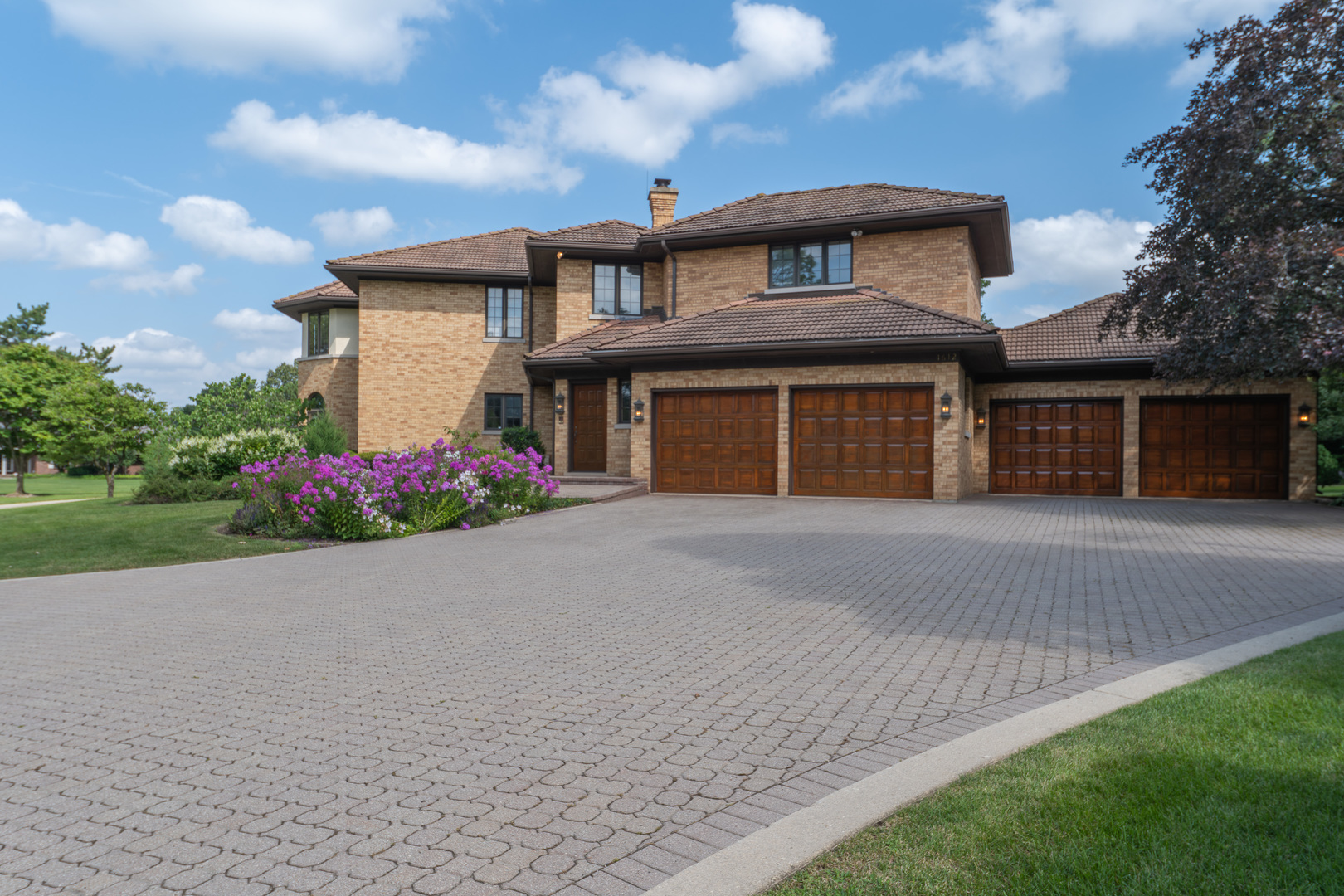 1612 Midwest Club Parkway