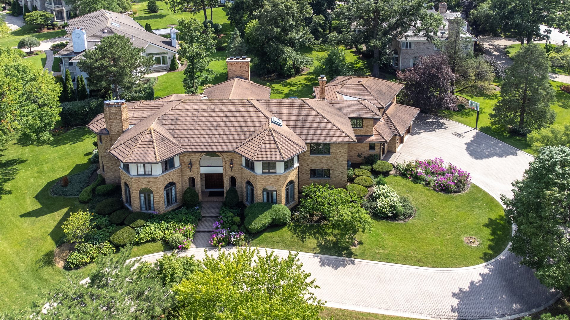 1612 Midwest Club Parkway