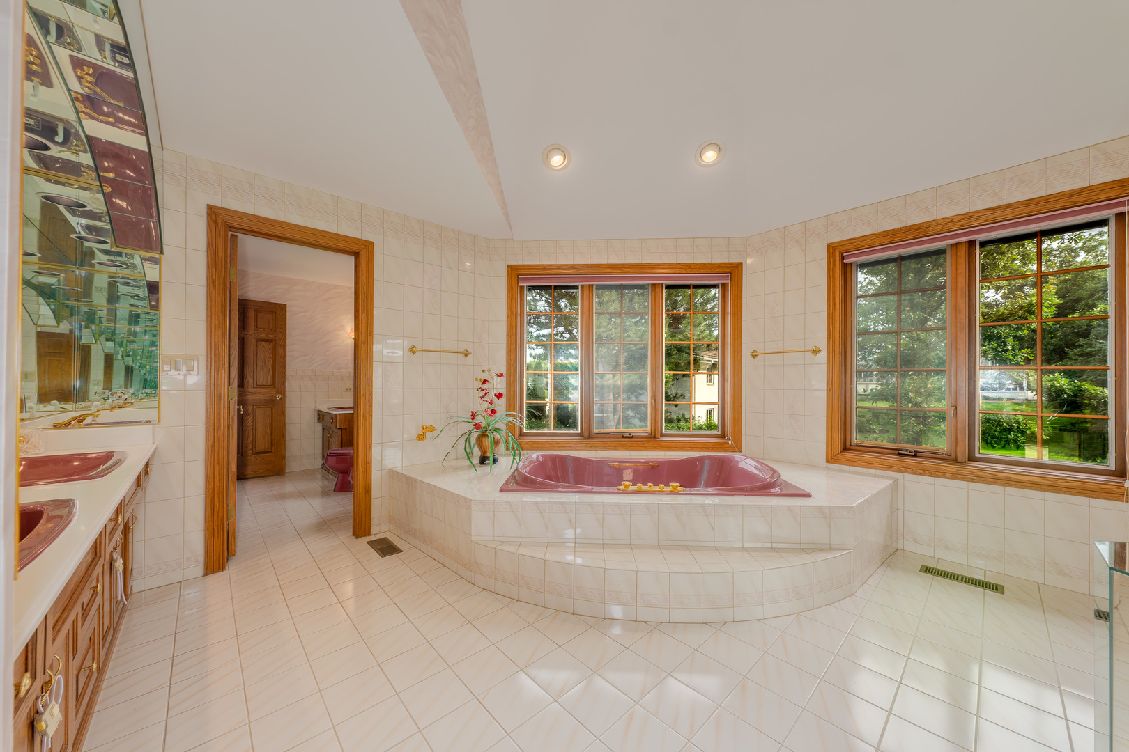 1612 Midwest Club Parkway