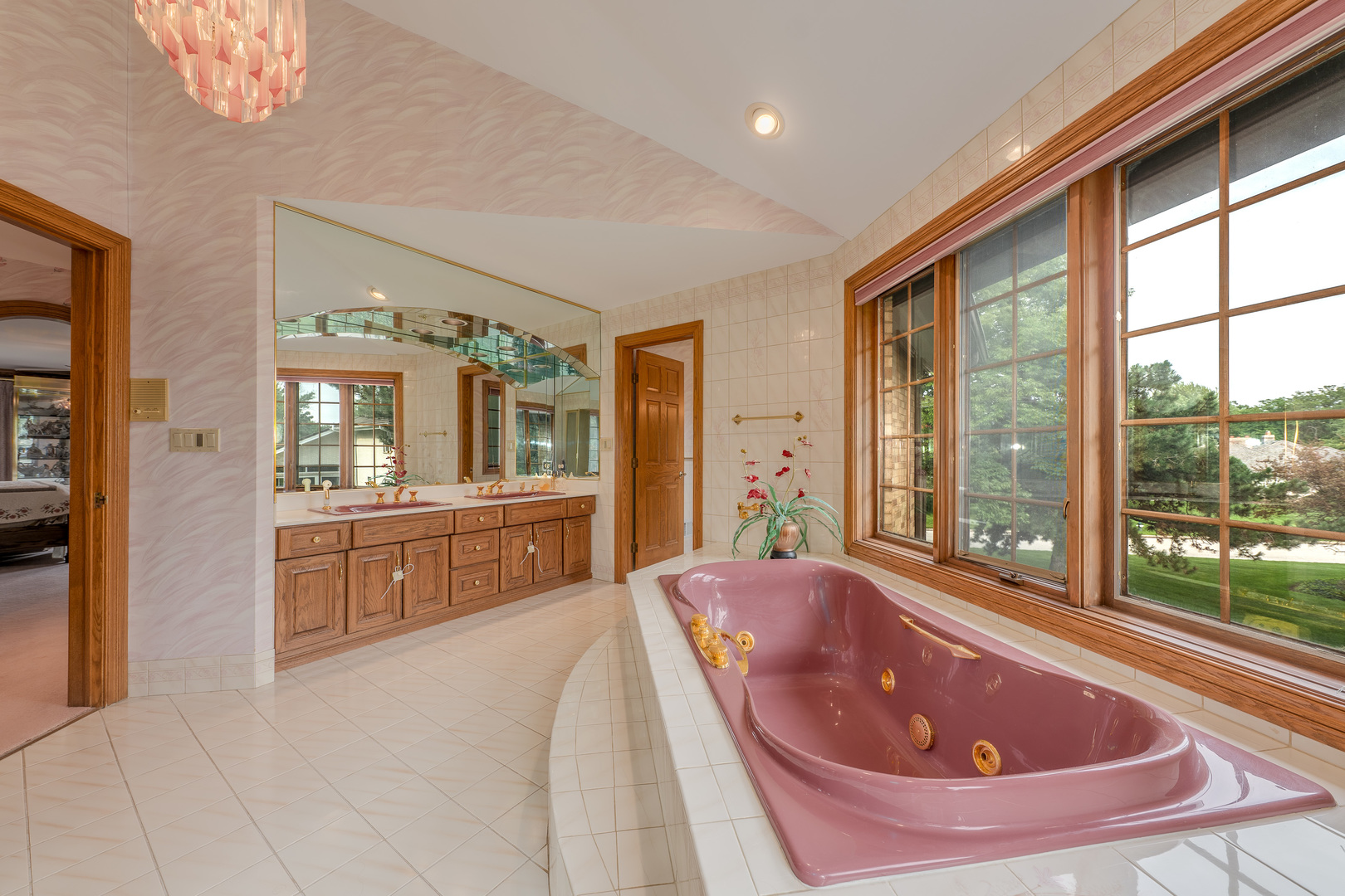1612 Midwest Club Parkway