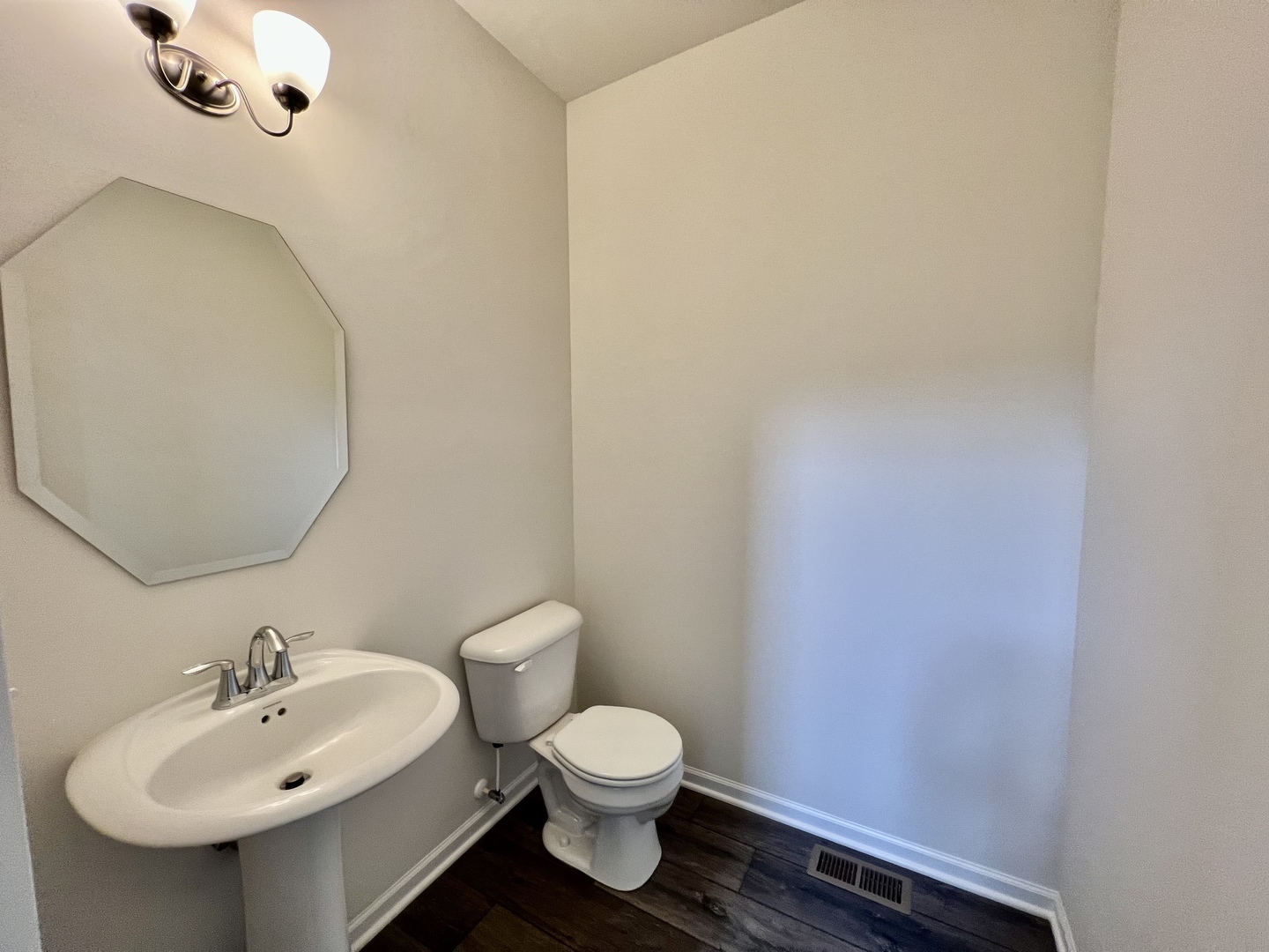 29W708 Cambridge Street