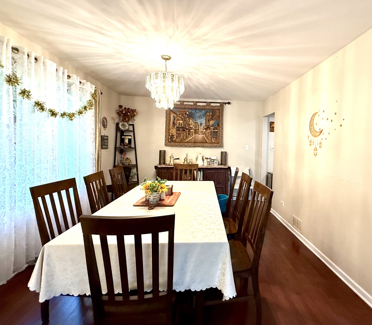 9s525 ALLISON Court