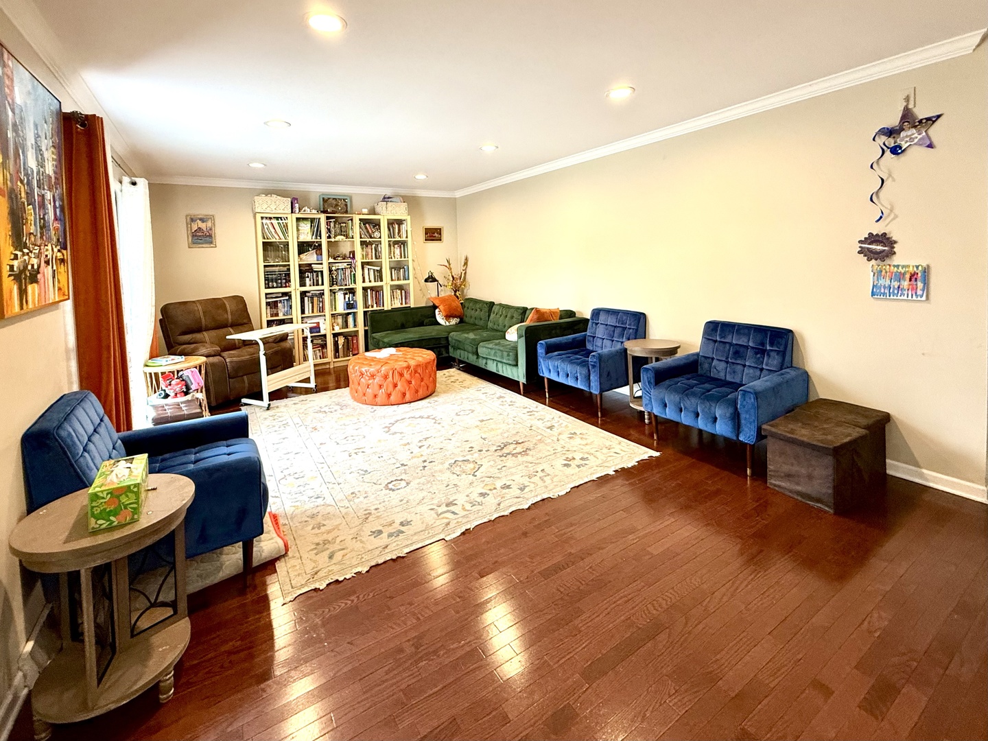 9s525 ALLISON Court