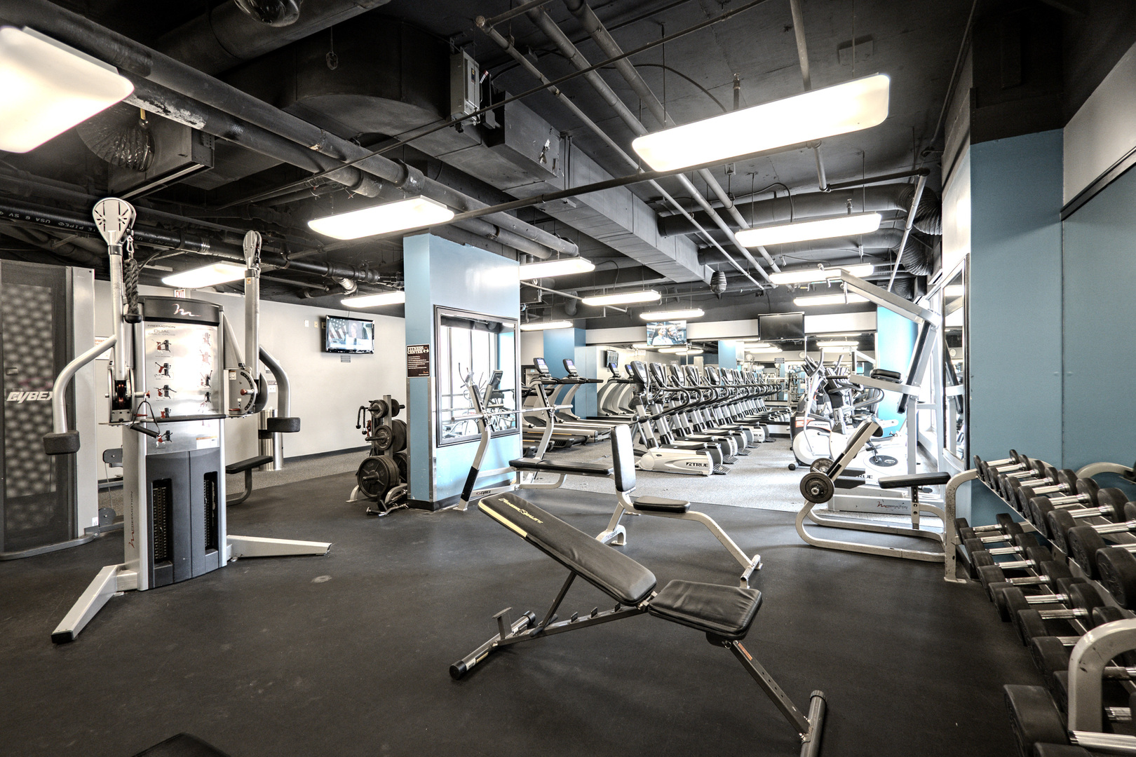 10 E ONTARIO Street Unit: 1208