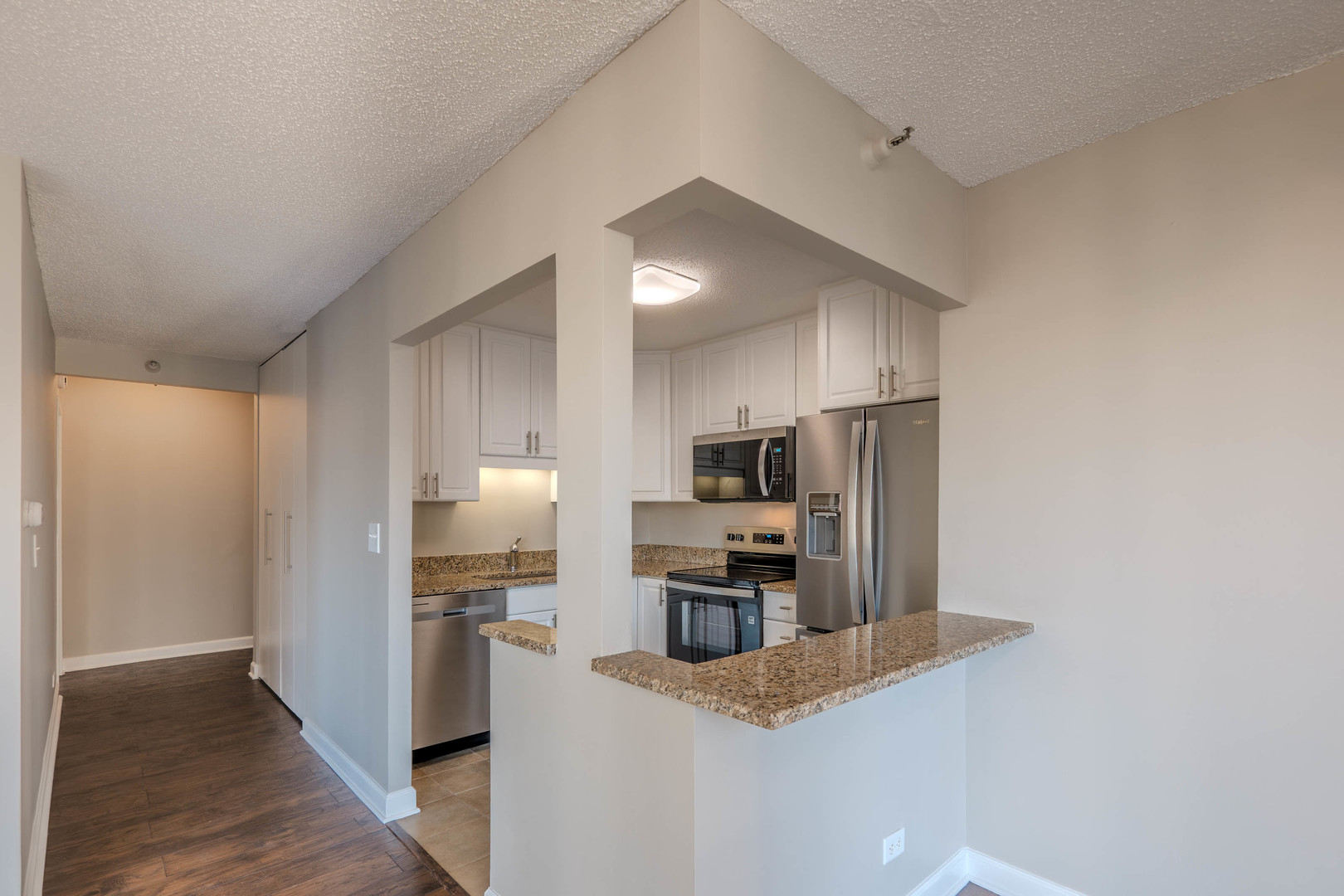 10 E ONTARIO Street Unit: 1208