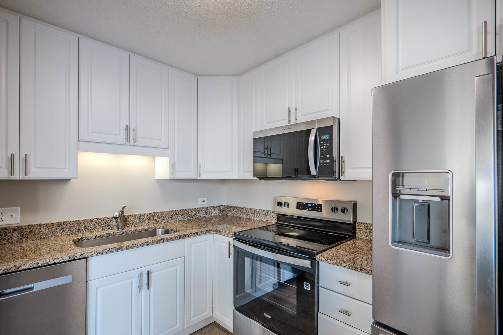 10 E ONTARIO Street Unit: 1208