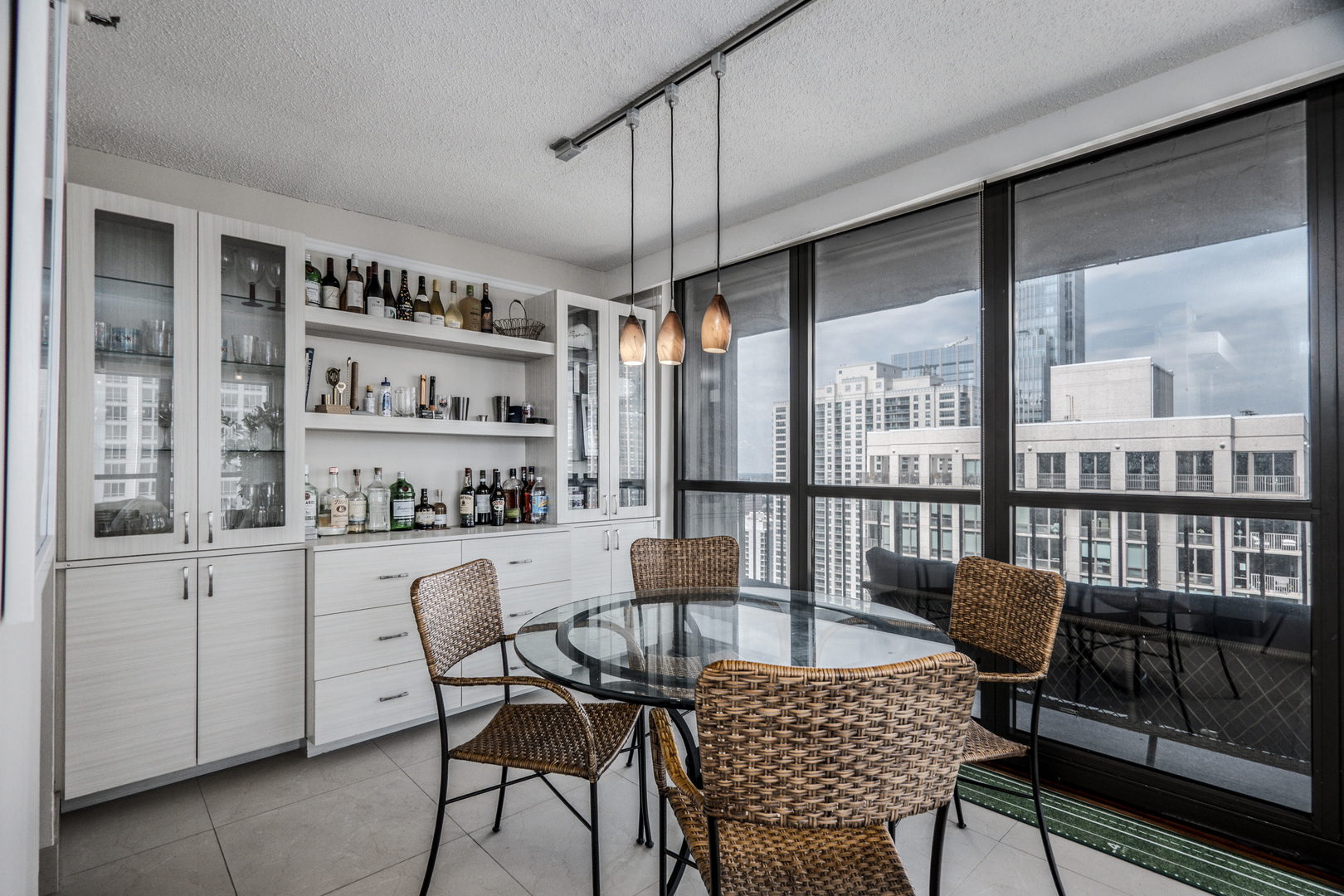 10 E Ontario Street Unit: 4208
