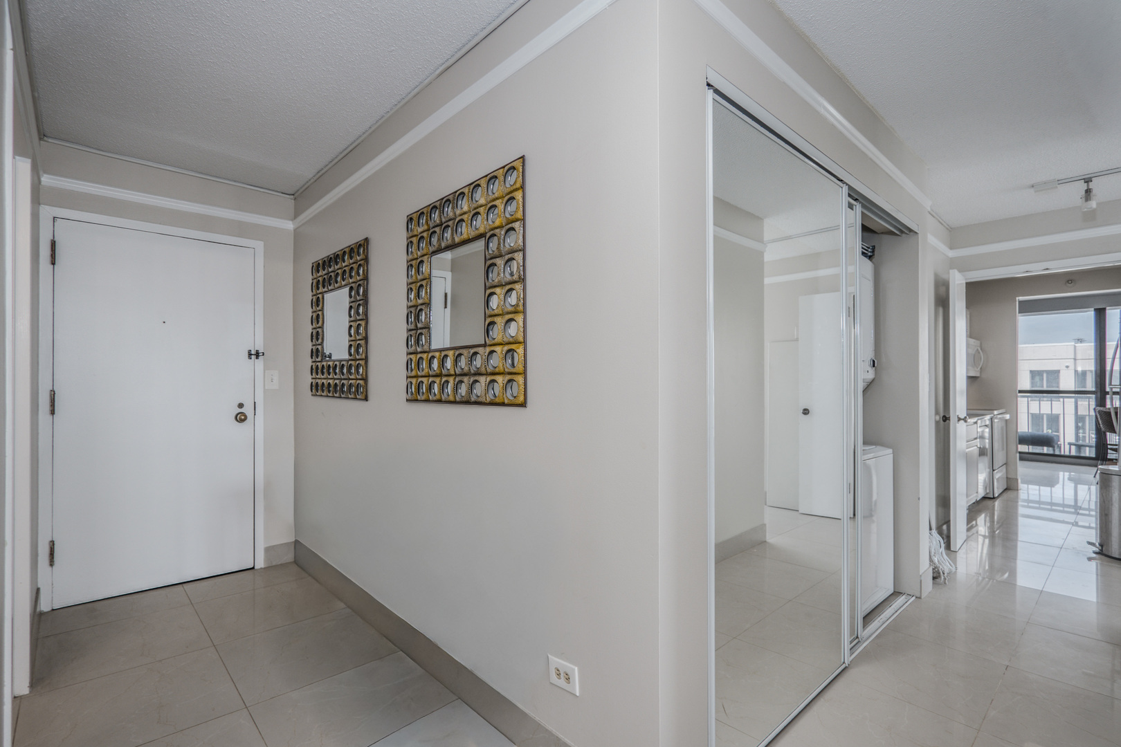 10 E Ontario Street Unit: 4208