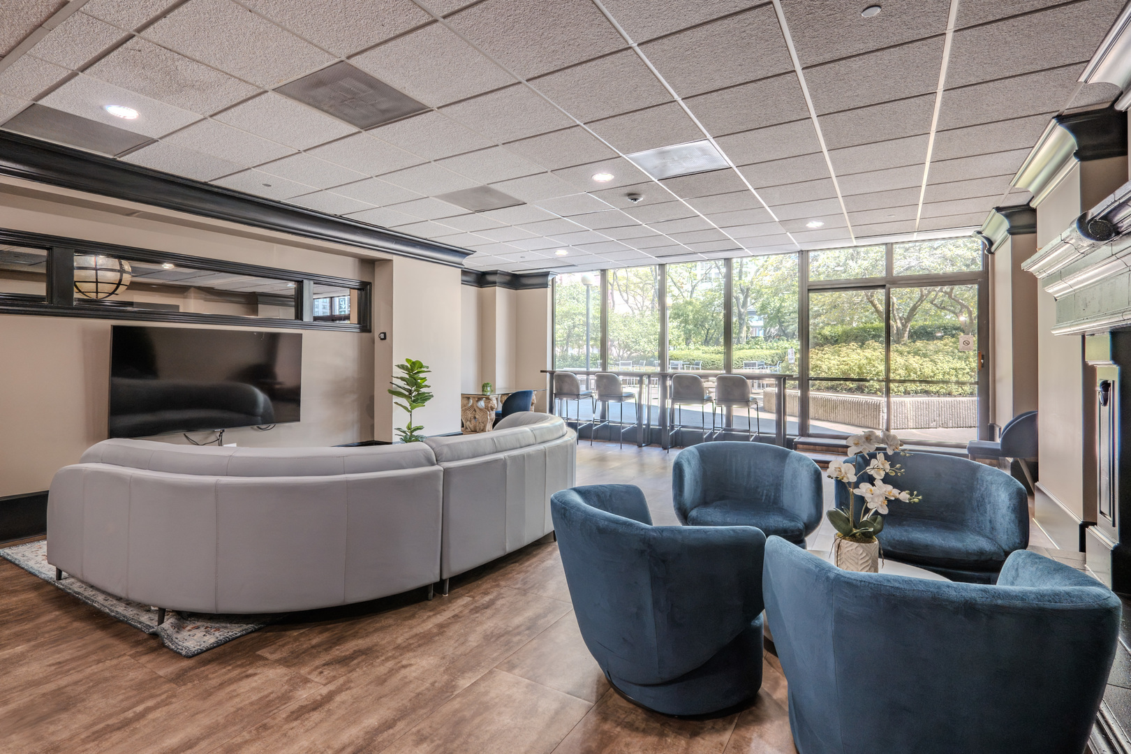 10 E Ontario Street Unit: 4208