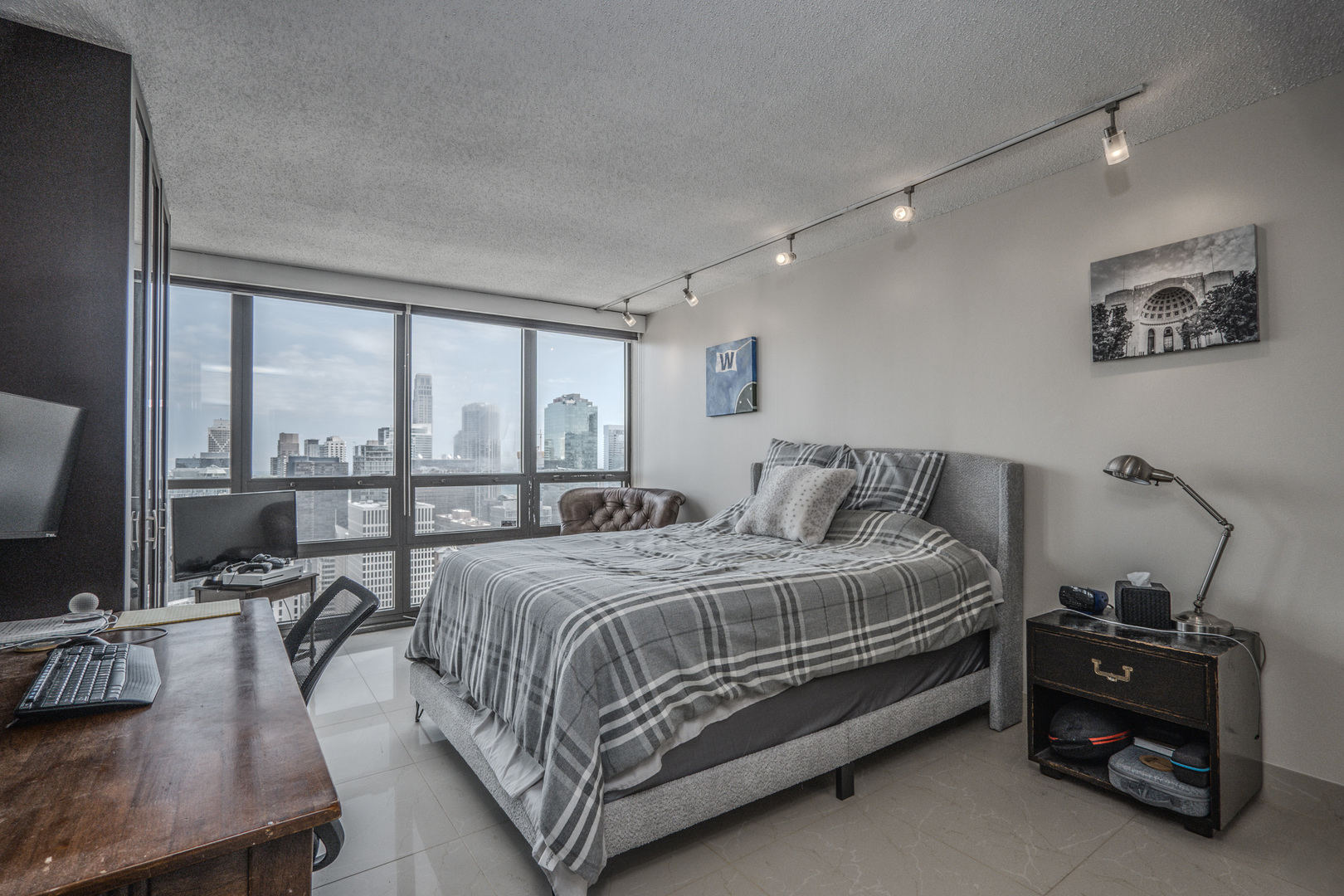 10 E Ontario Street Unit: 4208