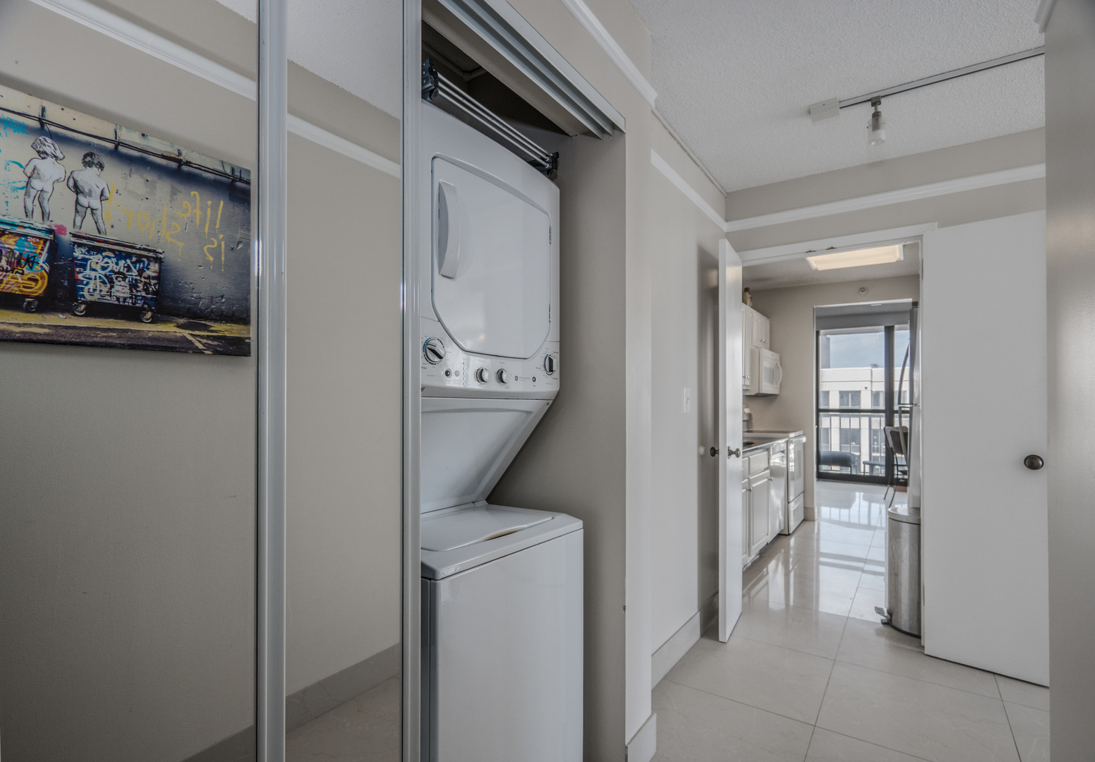 10 E Ontario Street Unit: 4208