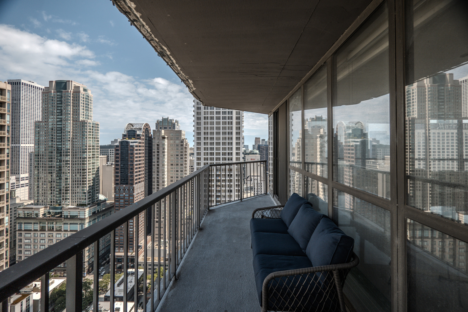 10 E Ontario Street Unit: 4208