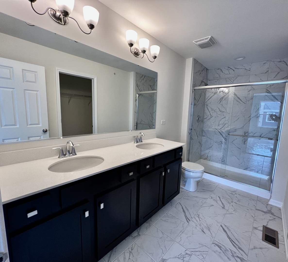 29W695 Cambridge Court