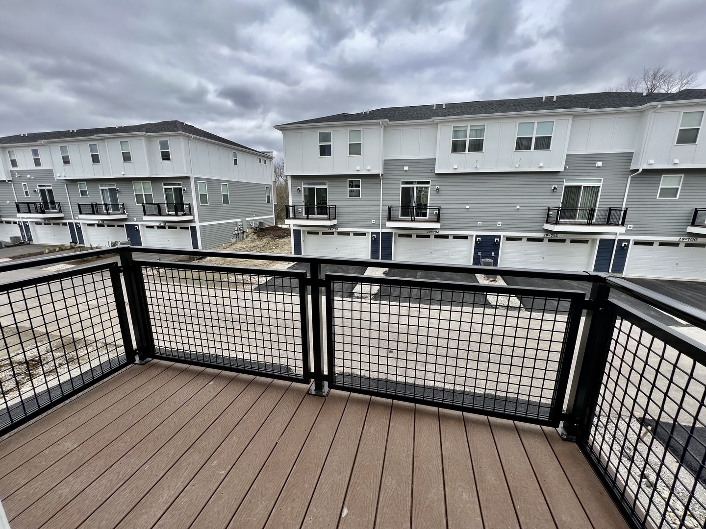 29W695 Cambridge Court