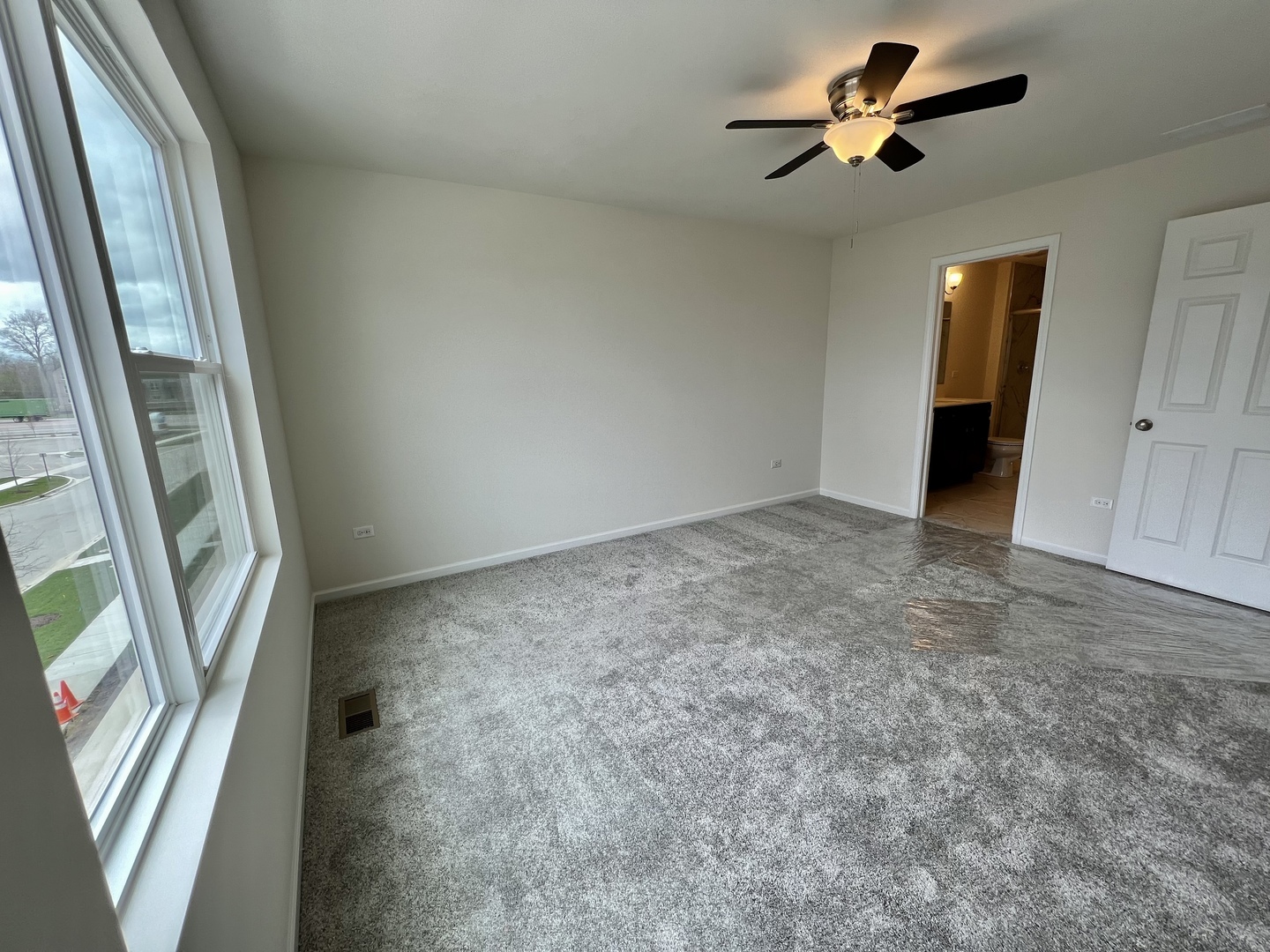 29W695 Cambridge Court