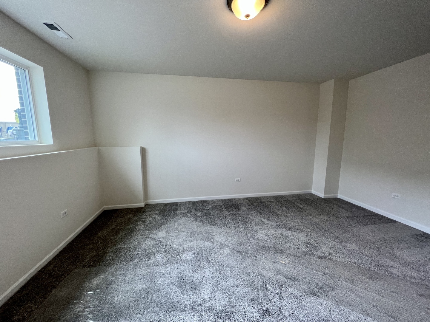 29W695 Cambridge Court