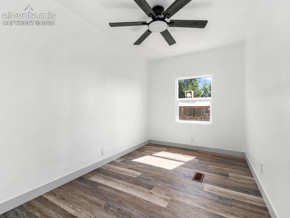 135 E Cellini Drive