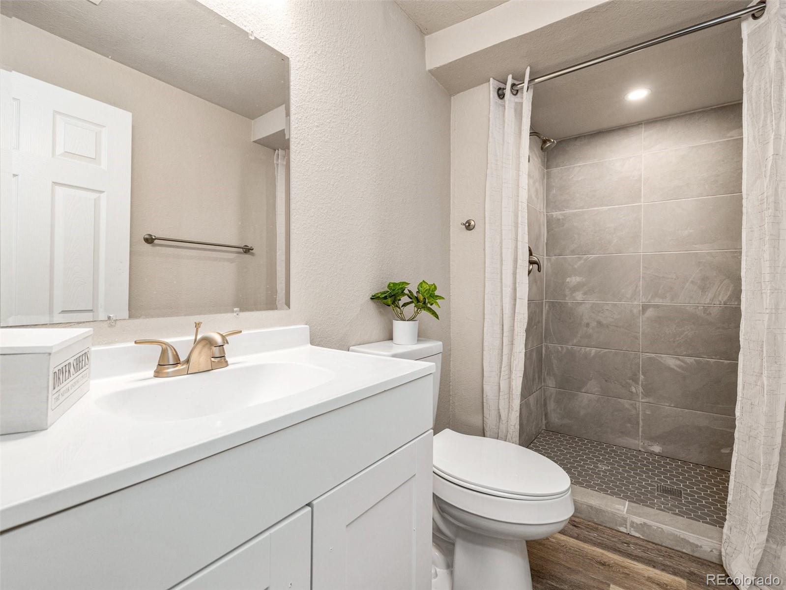 2409 N Elizabeth Street