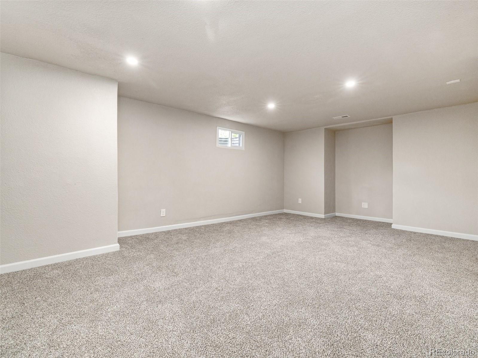 2409 N Elizabeth Street